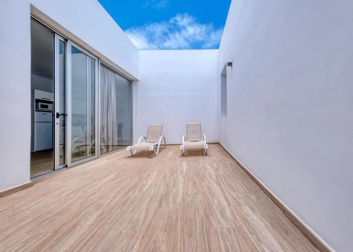 Pure Relax Vacation - Large Terrace And Solarium By Lanzarote Feriehus Costa Teguise