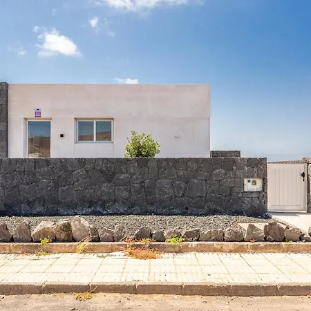 Pure Relax Vacation - Large Terrace And Solarium By Lanzarote Feriehus Costa Teguise